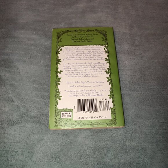 Book Beatrix Potter Victorian Mystery Death at Gallows Green Robin Paige England - Picture 3 of 8